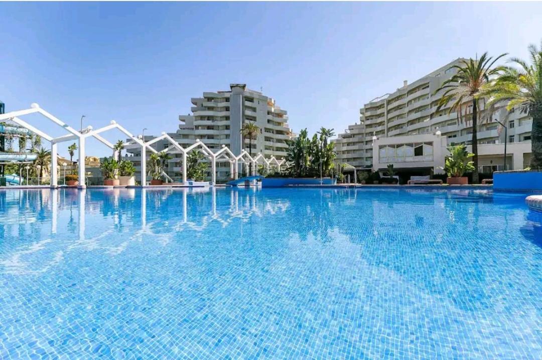 Benalbeach Holidays. Vistas Al Mar. Benalmádena Exterior foto