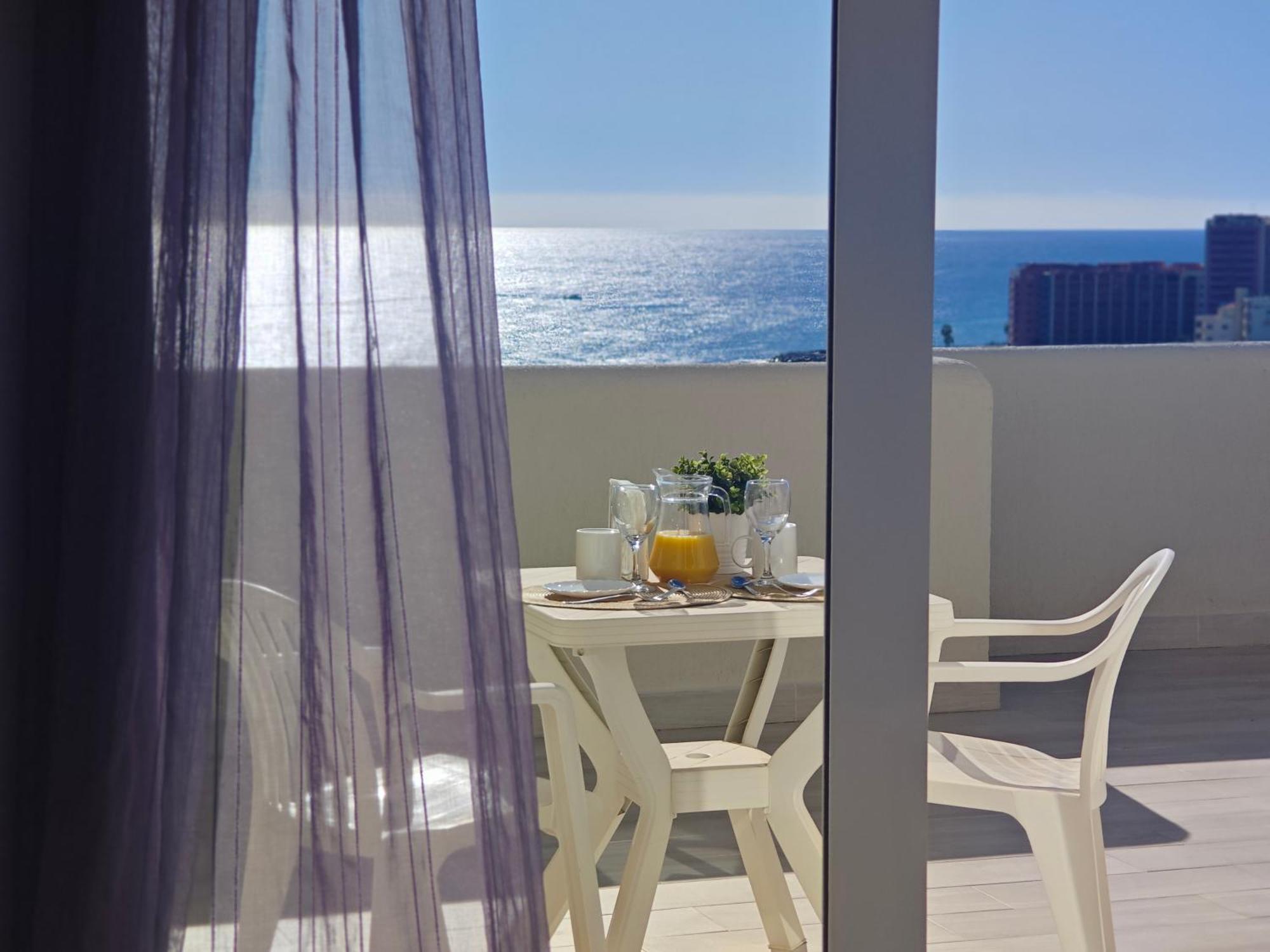 Benalbeach Holidays. Vistas Al Mar. Benalmádena Exterior foto