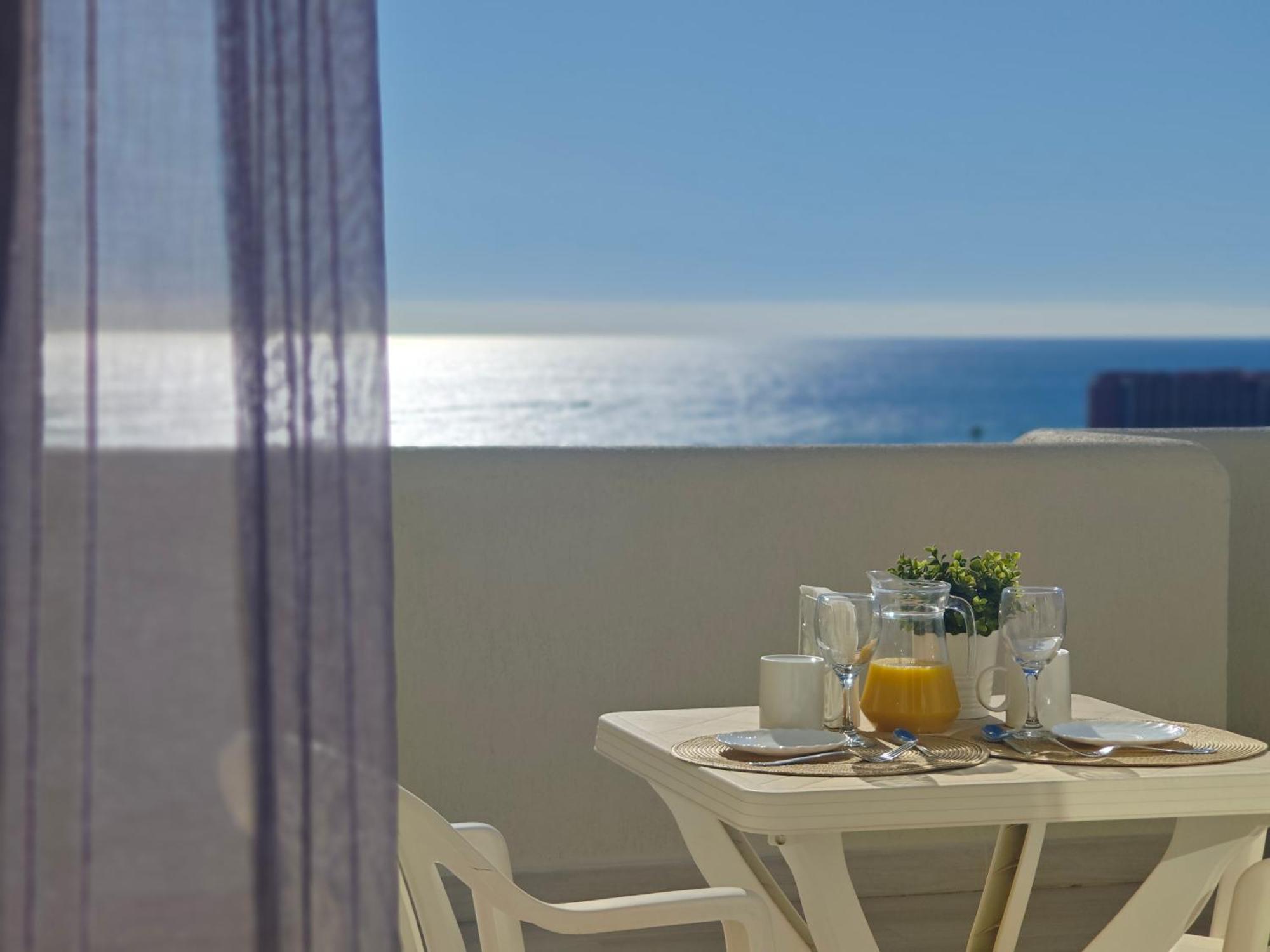 Benalbeach Holidays. Vistas Al Mar. Benalmádena Exterior foto